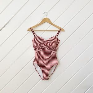 rust STRIPE one piece